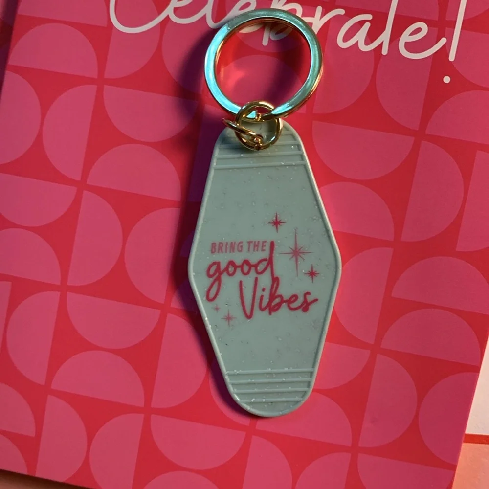 Key Chain Time to Celebrate Note cards NEW 30 Pc Bring the good vibe Keychains